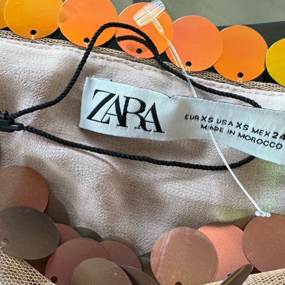 ZARA GOLD SEQUINS CROP TOP WITH SPAGHETTI STRAPS - Picture 7 of 7